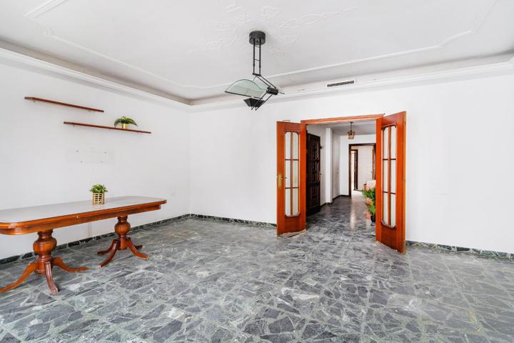 INCREIBLE CASA CON GARAJE Y AZOTEA photo 0