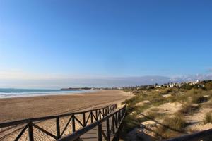 APARTAMENTO PLANTA BAJA SEGUNDA PISTA DE LA BARROSA photo 0
