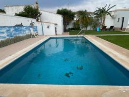 Chalet de 3 dormitorios con piscina en Palillejo photo 0
