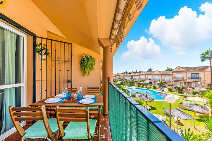 APARTAMENTO EN LA BARROSA EN URBANIZACIÓN CON PISCINA Y PLAZA DE GARAJE photo 0
