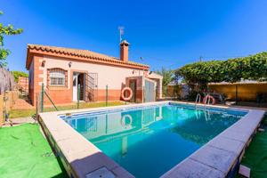 MAGNIFICO CHALET CON PISCINA photo 0