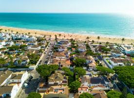 INCREIBLE VIVIENDA A UN PASO DE LA PLAYA DE LA BARROSA photo 0