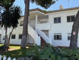 APARTAMENTO EN PLANTA BAJA CON JARDIN EN LA PLAYA DE LA BARROSA photo 0