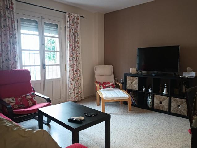 Piso exterior de 3 habitaciones con patio en Plaza de Toros photo 0