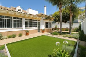OPORTUNIDAD!!, CHALET INDEPENDIENTE CON PARCELA 450 M2, ZONA LAGUNA DE TORROX, JEREZ. photo 0