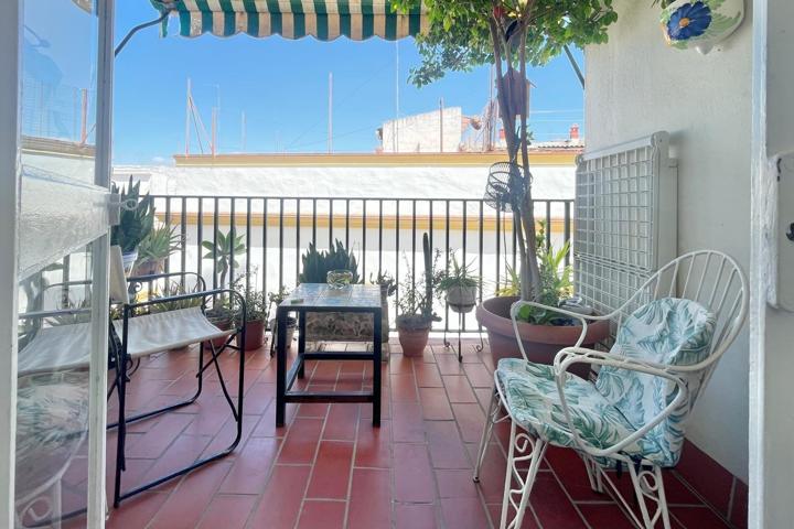 SE VENDE AMPLIO PISO DE 145 M2 EN EL CORAZON DE JEREZ. photo 0