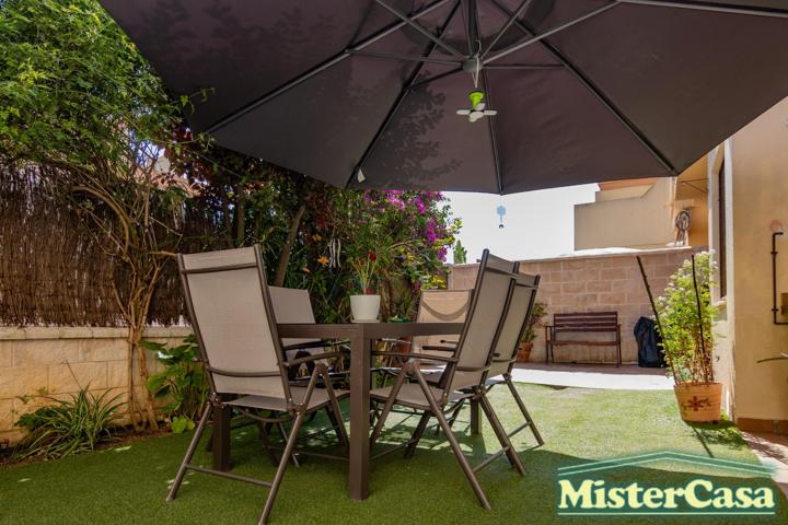 Zona Norte piso planta baja, 2 dormitorios, 2 baños, jardin 50m. piscina, garaje, MEJOR VER!! photo 0