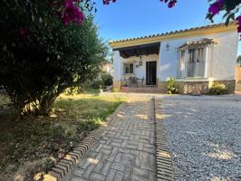 Chalet con piscina en Carboneros photo 0