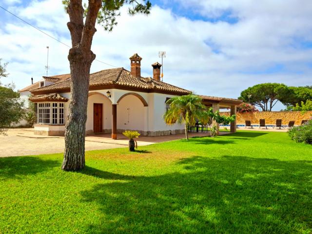 Chalet con apartamento y loft en parcela de 1.950 m2 en el Pago Melilla photo 0