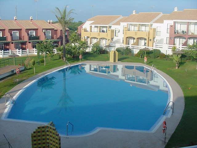 Apartamento de 2 dormitorios a 1.000 metros del mar, playa La Barrosa photo 0