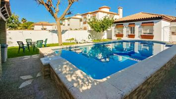 Chalet con piscina en Costa Sancti Petri photo 0