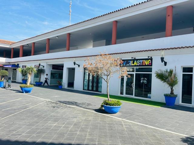 Local comercial en Novo Sancti Petri photo 0