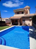 Chalet a 200 metros de la playa La Barrosa photo 0