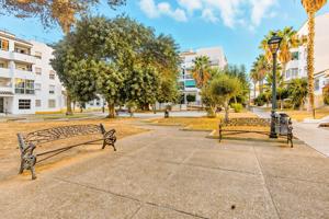 Piso de 3 dormitorios con plaza de aparcamiento en Huerta del Rosario photo 0