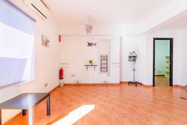 Vivienda tipo piso + local comercial en Fuenteamarga photo 0