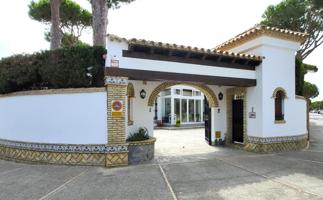 Fantástico chalet en Costa de Sancti Petri, a solo 600 metros del mar. photo 0