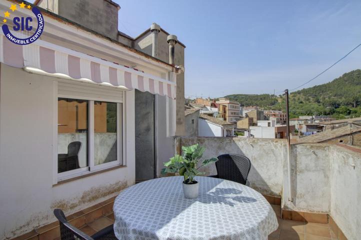 ENCANTADORA CASA EN LA BONITA POBLACIÓN DE NAVAJAS photo 0