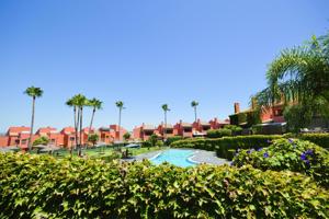 CASA ADOSADA RESIDENCIAL LAGUNA GOLF photo 0