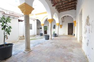 GRAN VIVIENDA DE 754 METROS JUNTO A IGLESIA SAN PEDRO photo 0