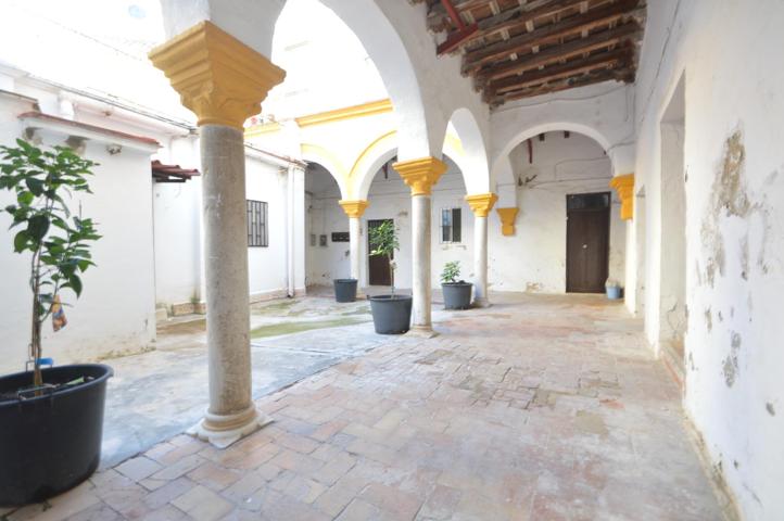 GRAN VIVIENDA DE 754 METROS JUNTO A IGLESIA SAN PEDRO photo 0