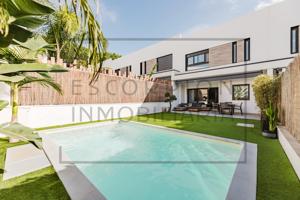 Exclusivo chalet amueblado en alquiler en Residencial de Torre en Conill photo 0