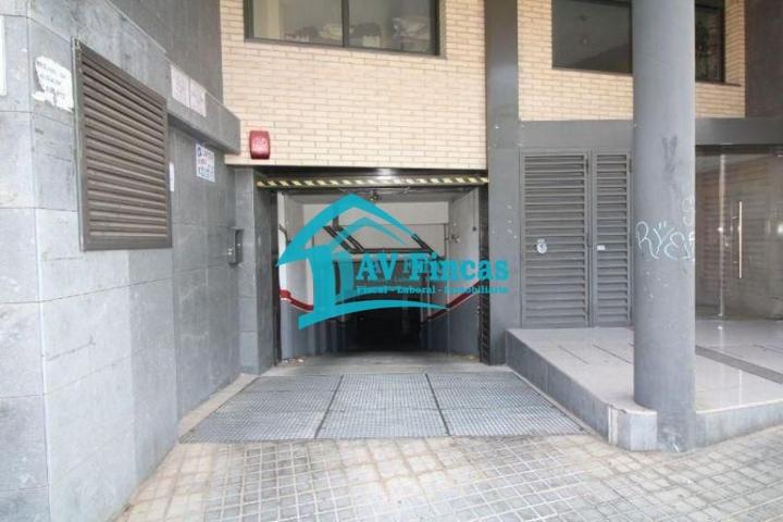 Se vende garaje en Calle Benviure 42 de Sant Boi de Llobregat (Barcelona). photo 0