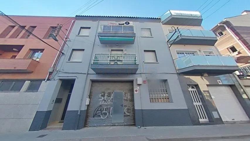 LOCAL SUSCEPTIBLE DE CAMBIO DE USO en La Llagosta (Barcelona). photo 0