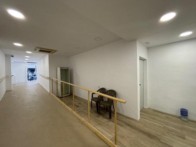 Venta de local comercial en Barcelona photo 0
