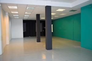 FANTÁSTICO LOCAL COMERCIAL EN IGUALADA photo 0