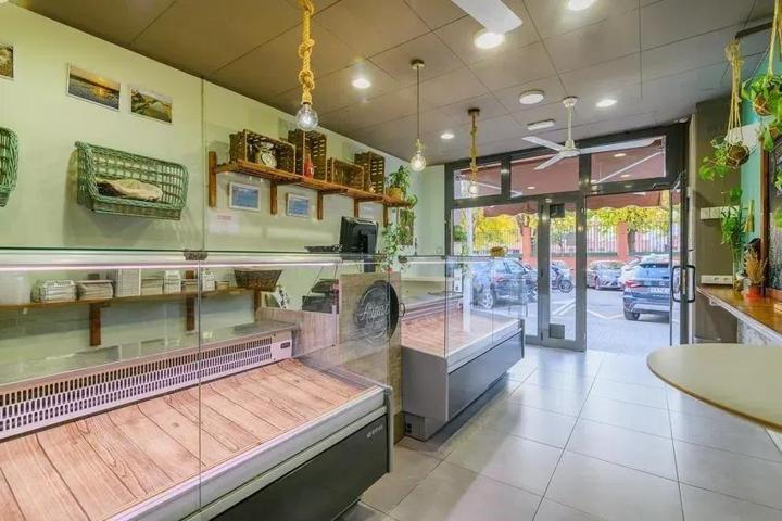 VENTA LOCAL COMERCIAL EL PRAT DE LLOBREGAT photo 0