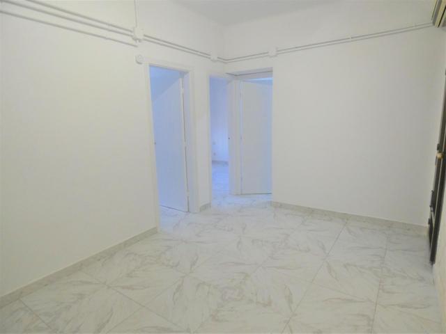 Se vende piso en Cornellà de Llobregat, Centre (Barcelona). photo 0
