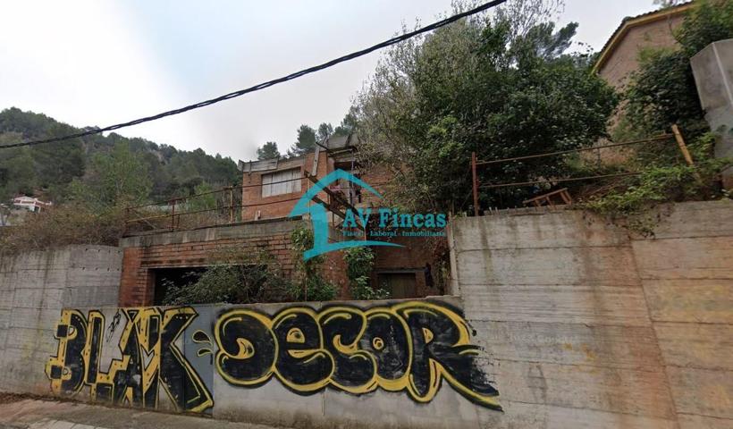Se vende casa en Corbera de Llobregat (Barcelona). photo 0