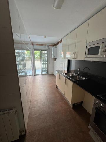 ESPECTACULAR PISO EN MUY BUENA ZONA DE VILADECANS photo 0