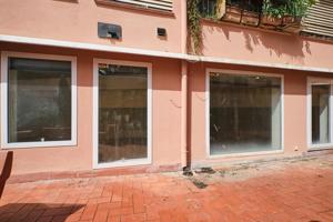 Se vende local comercial en Sant Just Desvern (Barcelona). photo 0