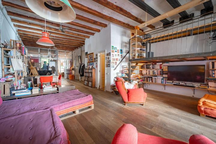 Se vende piso en Barcelona (Sant Martí - Poble Nou). photo 0