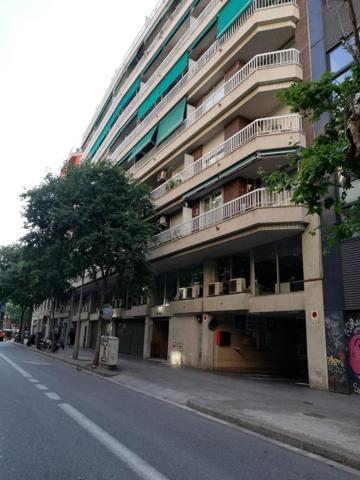 Se vende plaza de aparcamiento en Eixample - Sagrada Familia (Barcelona). photo 0