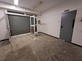 Amplio Local Comercial en La Guineueta, Barcelona photo 0