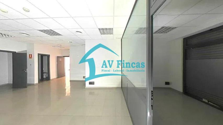 4 LOCALES EN VENTA EN OLESA DE MONTSERRAT photo 0