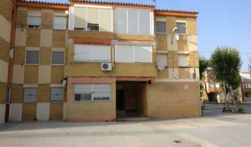 PISO EN PUNTA UMBRÍA A LA VENTA CON OKUPAS..!! photo 0