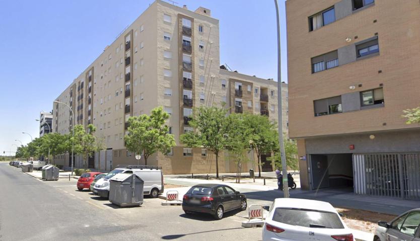 PLAZA DE GARAJE EN VENTA EN POLÍGONO AEROPUERTO photo 0