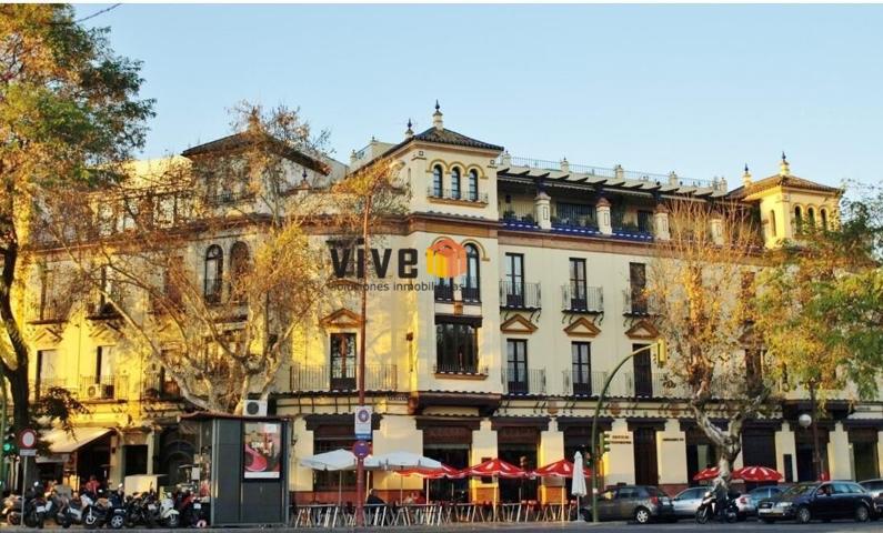 VIVIENDA de 190 m2 útiles al lado de la Plaza de Toros con LOCAL usado como cochera y trastero!!! photo 0