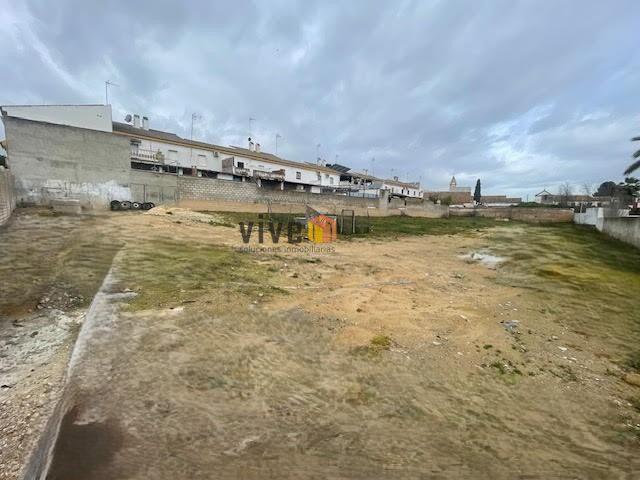 OPORTUNIDAD ÚNICA, SUELO URBANO EN EL CENTRO DE PALOMARES DEL RIO photo 0