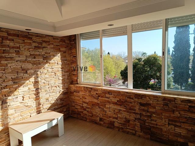 PISO CON UNA MAGNÍFICA UBICACIÓN CON VISTAS DESPEJADAS QUE INVITAN AL RELAX..!! photo 0