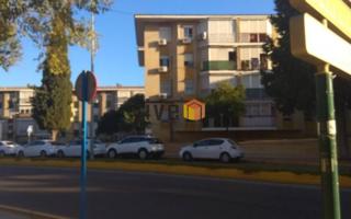 PISO EN PRIMERA PLANTA EN AVENIDA MAGDALENA SOFIA DE BARAT - JUNTO A CIUDAD ALJARAFE photo 0