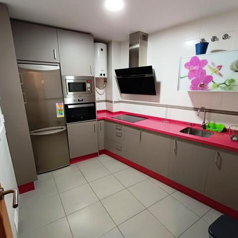 MAGNÍFICO PISO JUNTO AL ARENAL CON GARAJE Y TRASTERO..!! photo 0