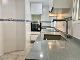 ¡Vivienda de alquiler en la zona de San Isidro, Valencia! photo 0