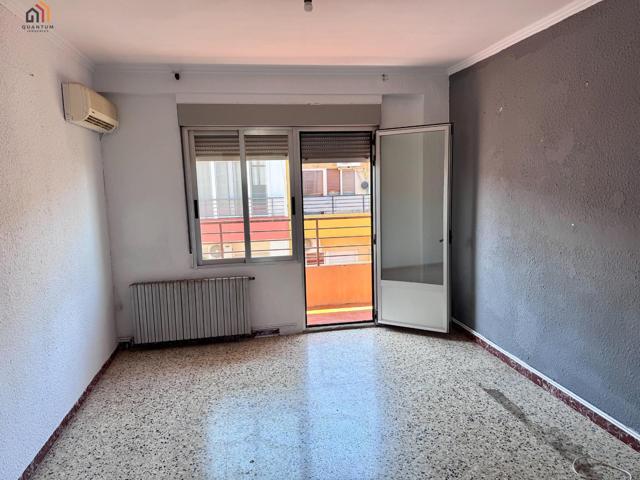 PISO EN CALLE VÍA VERDE (BARRIO OLIVER) photo 0