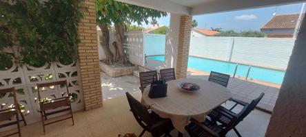 Chalet en alquiler en la playa de Corinto en Sagunto photo 0