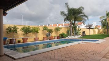 ESPECTACULAR CHALET EN DISTRITO NORESTE ZONA LA MARQUESA photo 0