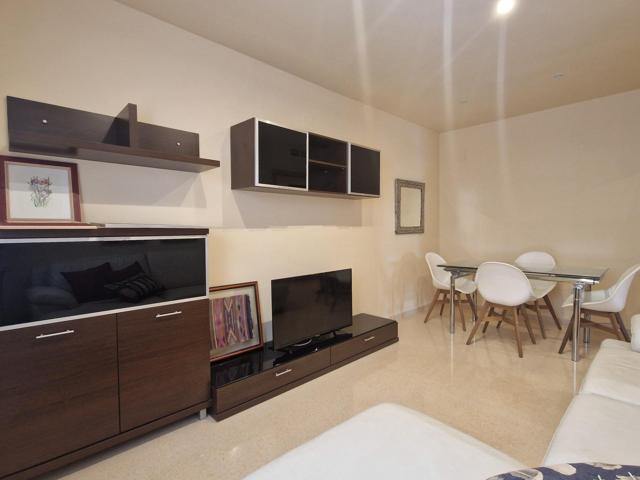 APARTAMENTO EN RENFURBIS photo 0